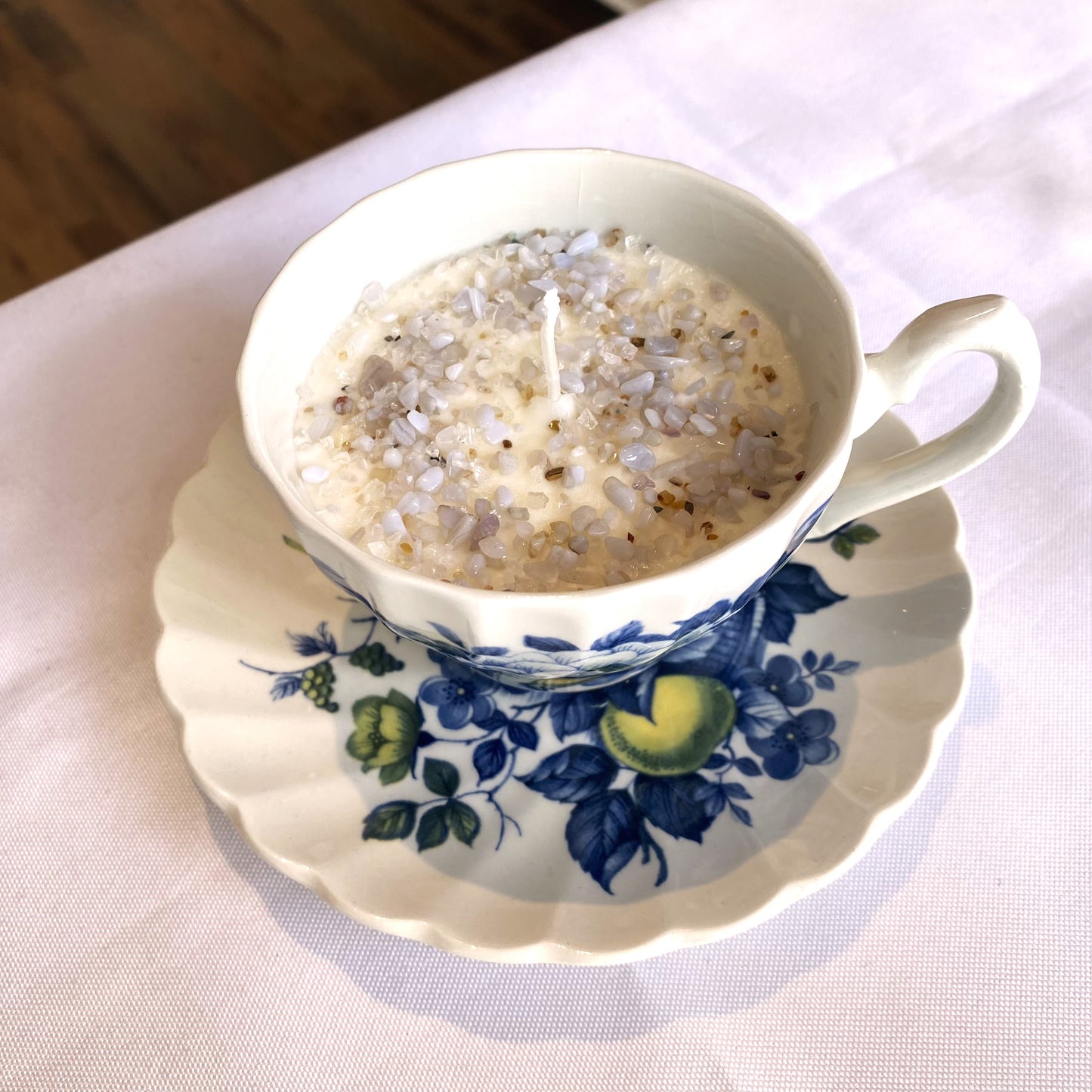 Candle - Vintage Teacup Topped with Crystal Confetti
