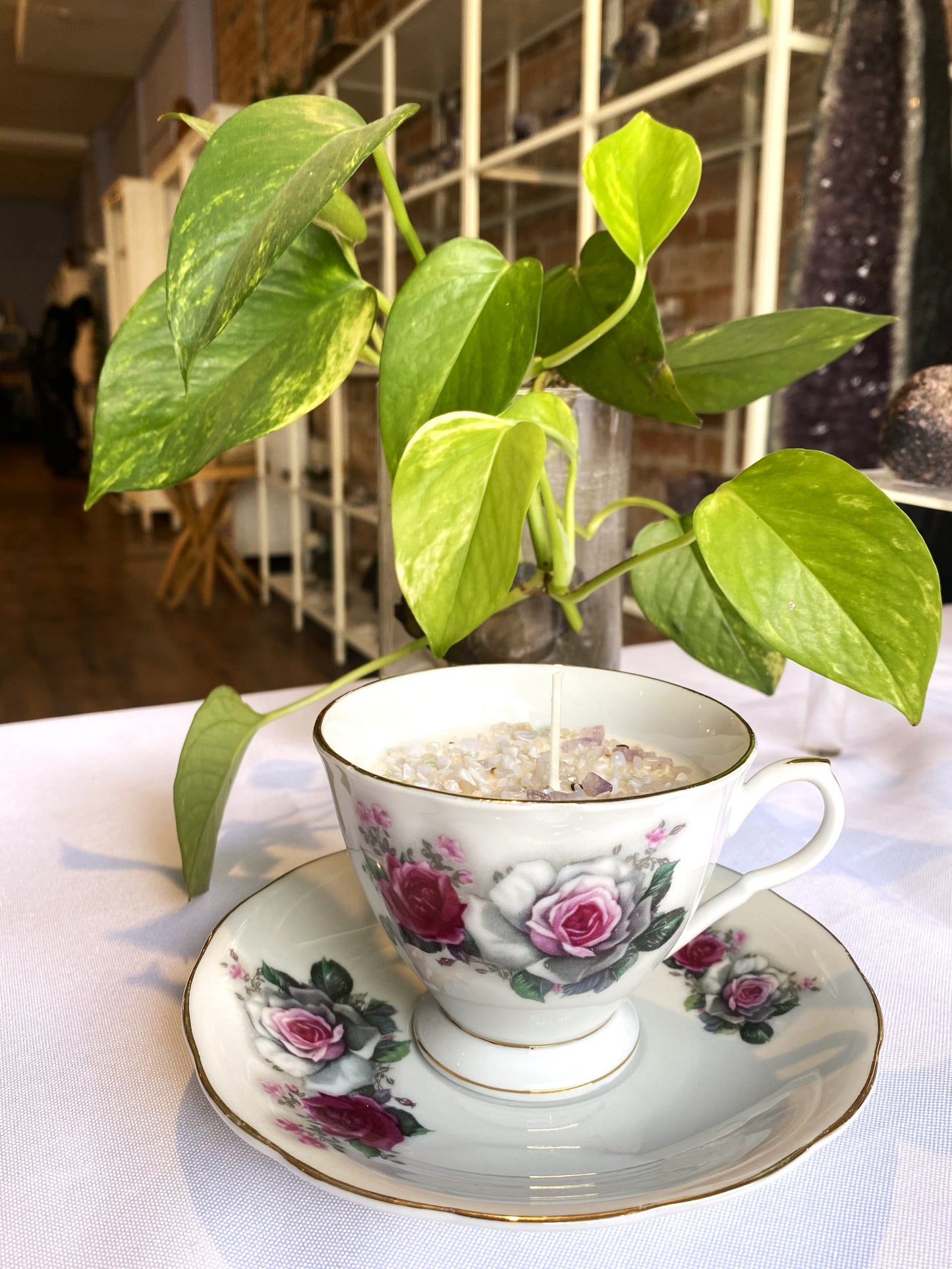 Candle - Vintage Teacup Topped with Crystal Confetti