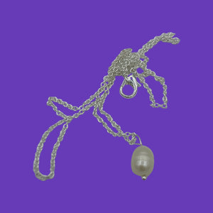 Necklace - Pearl Drop $20