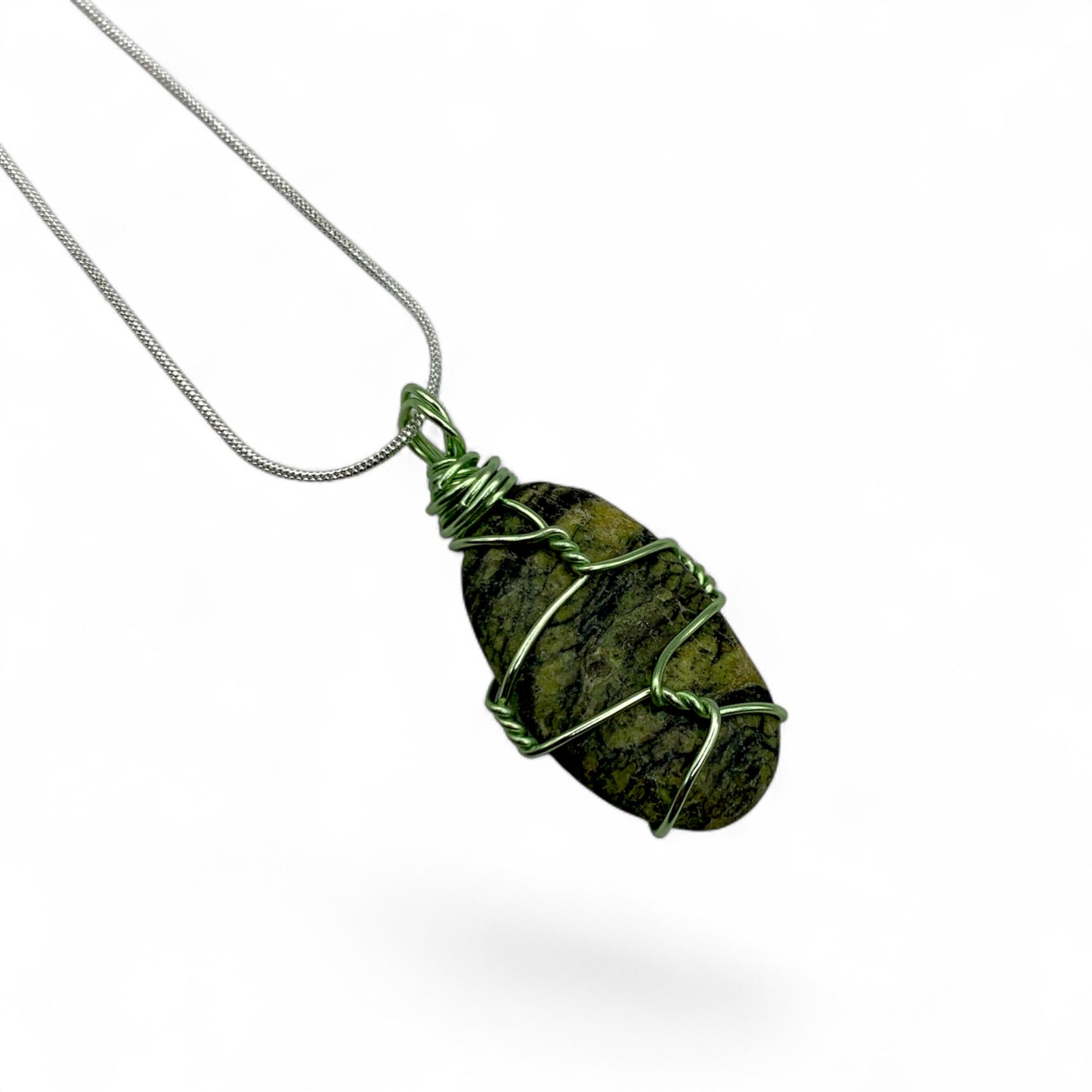 Necklace - Serpentine Tumble Green Wire $30